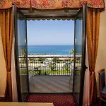 Hotel La Tonnara 4*