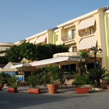 La Tonnara 4* أمانتيا