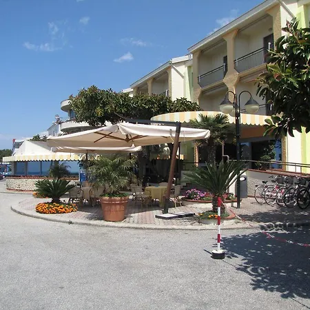 La Tonnara מלון אמנטיאה