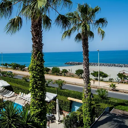 ホテル La Tonnara アマンテーア