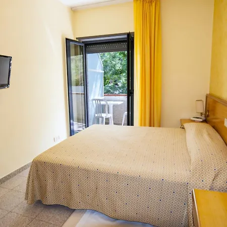 La Tonnara 4*