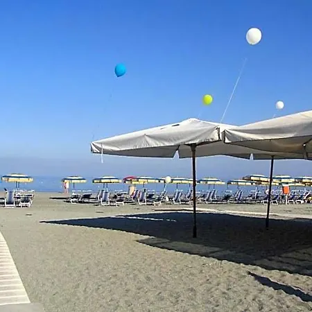 La Tonnara Ξενοδοχείο 4*