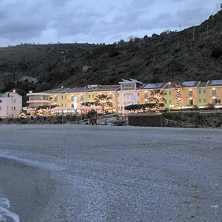 La Tonnara Ξενοδοχείο 4*